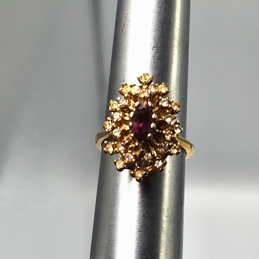 Vtg 1970s Vargas Mfg. Co. Stamped 18K H.G.E.  Faux‎ Amethyst Cocktail Ring Sz 6